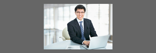Illustration for article titled The Truth About That UC Irvine 'Before and After' Job Interview Image